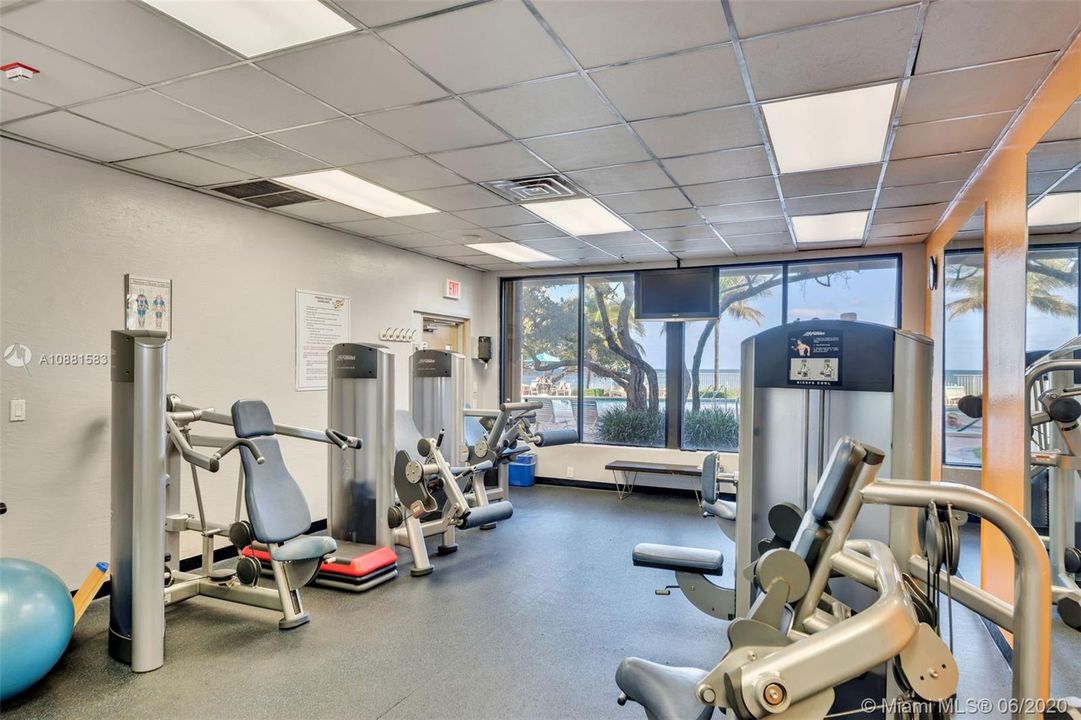 Recently Sold: $774,900 (2 beds, 2 baths, 1500 Square Feet)