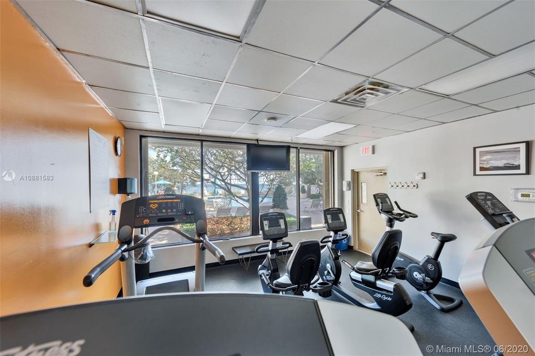 Recently Sold: $774,900 (2 beds, 2 baths, 1500 Square Feet)