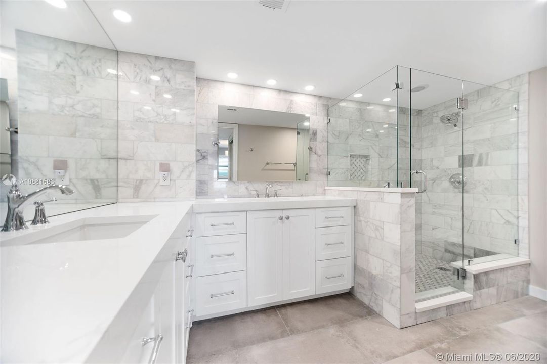 Recently Sold: $774,900 (2 beds, 2 baths, 1500 Square Feet)
