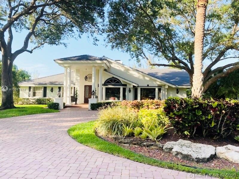 Недавно продано: $995,000 (4 спален, 2 ванн, 4387 Квадратных фут)