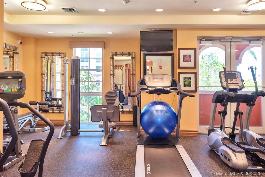 最近租的: $4,000 (3 贝兹, 2 浴室, 1500 平方英尺)