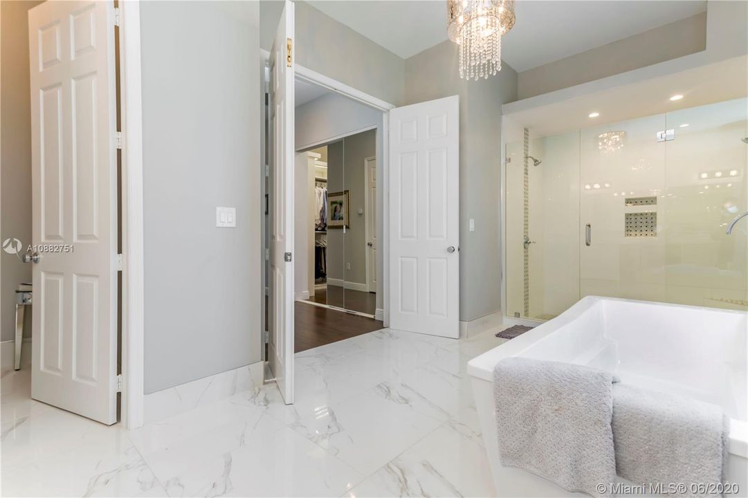 Master bath with separate toilet room.