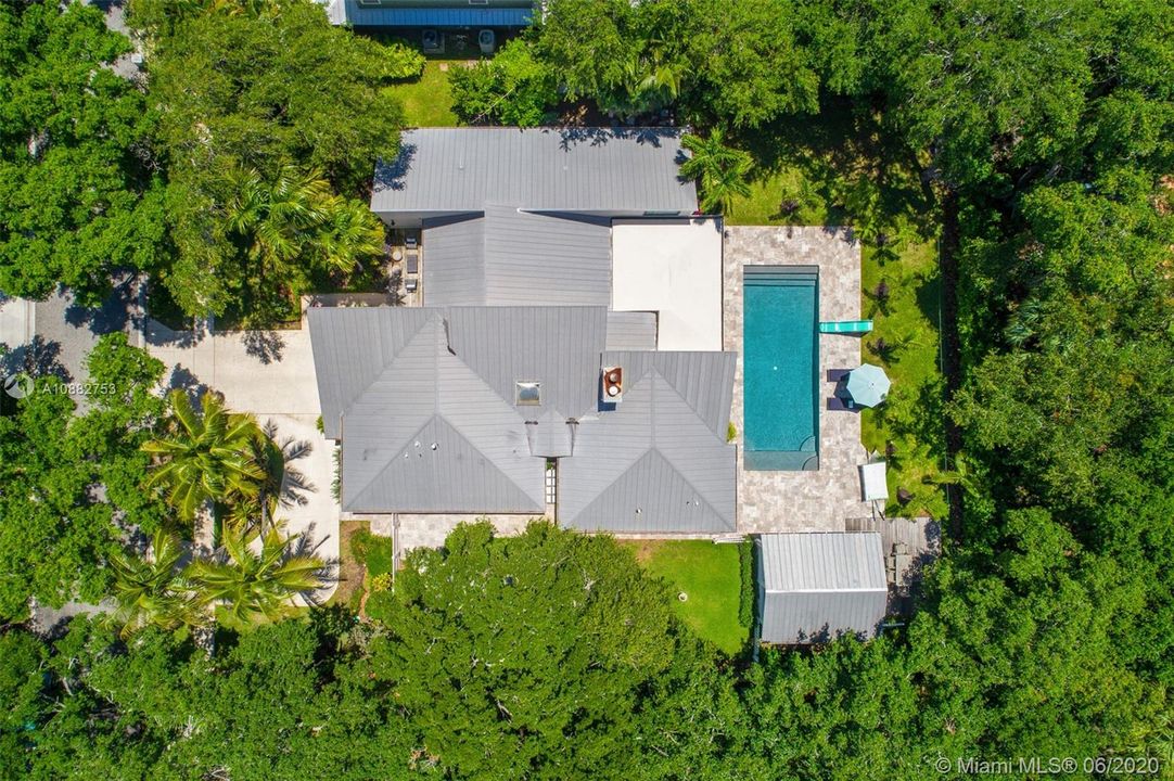 Недавно продано: $829,000 (3 спален, 3 ванн, 3394 Квадратных фут)