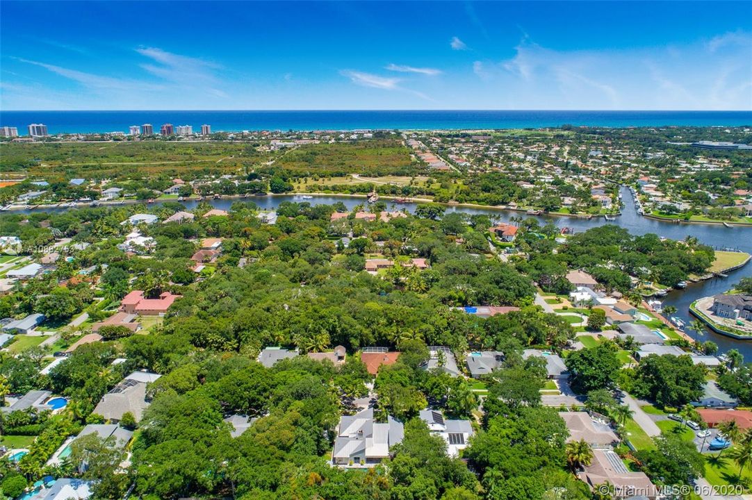 Недавно продано: $829,000 (3 спален, 3 ванн, 3394 Квадратных фут)