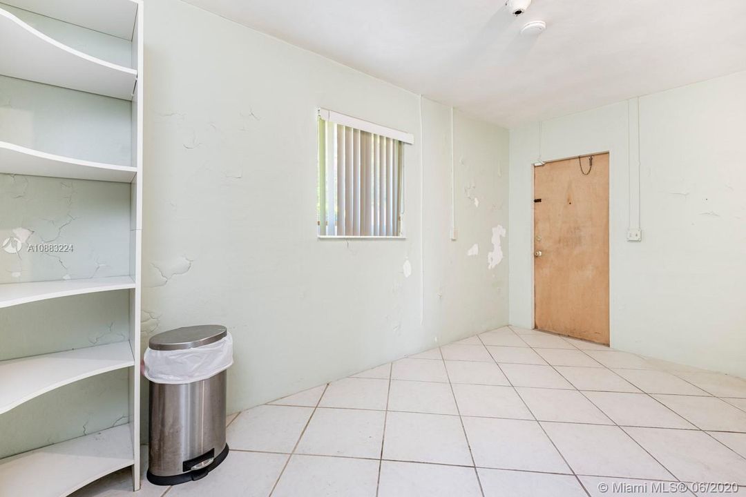 Recently Sold: $529,999 (3 beds, 2 baths, 1892 Square Feet)