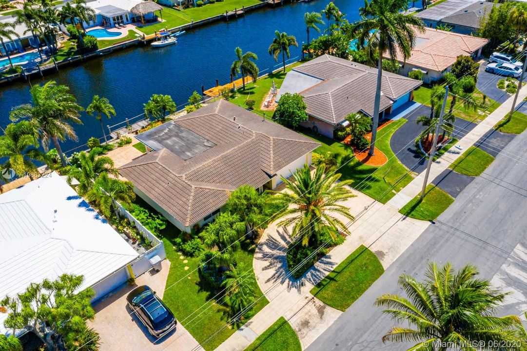 Recently Sold: $529,999 (3 beds, 2 baths, 1892 Square Feet)