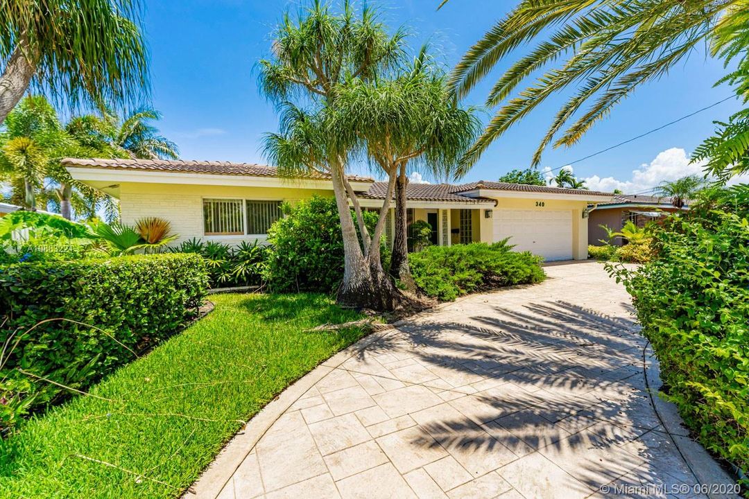 Recently Sold: $529,999 (3 beds, 2 baths, 1892 Square Feet)