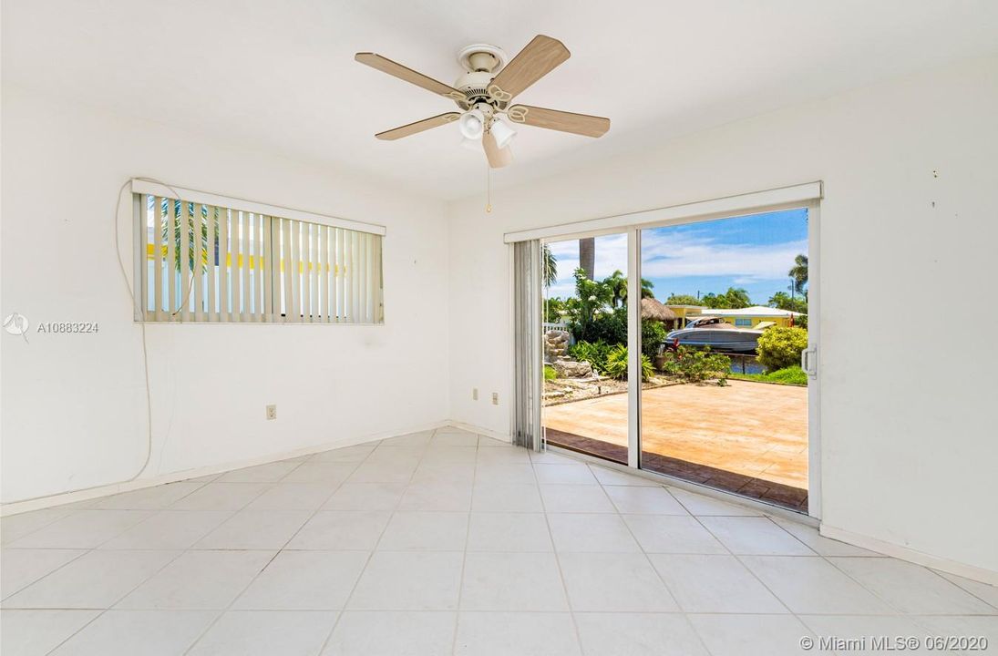 Recently Sold: $529,999 (3 beds, 2 baths, 1892 Square Feet)