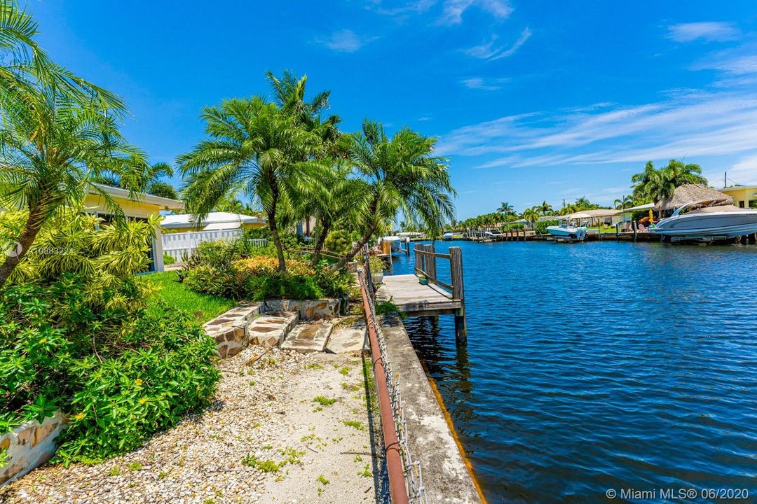 Recently Sold: $529,999 (3 beds, 2 baths, 1892 Square Feet)