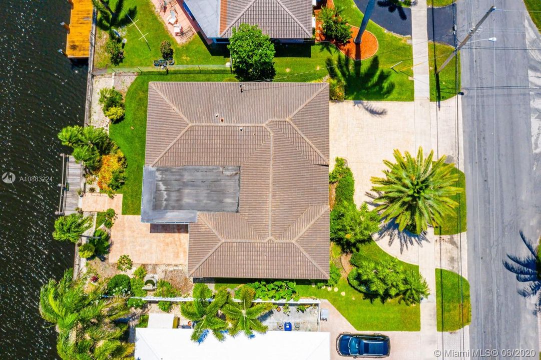Recently Sold: $529,999 (3 beds, 2 baths, 1892 Square Feet)