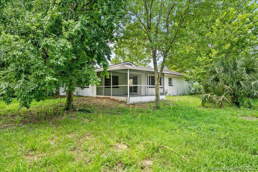Recently Sold: $205,000 (4 beds, 2 baths, 1526 Square Feet)