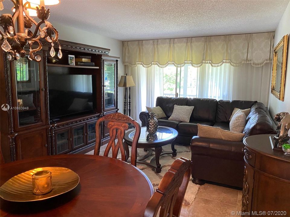 LIVING ROOM IS VERY SPACIOUS