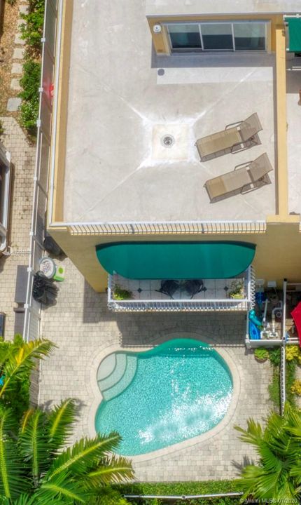 Недавно продано: $649,000 (3 спален, 3 ванн, 2921 Квадратных фут)