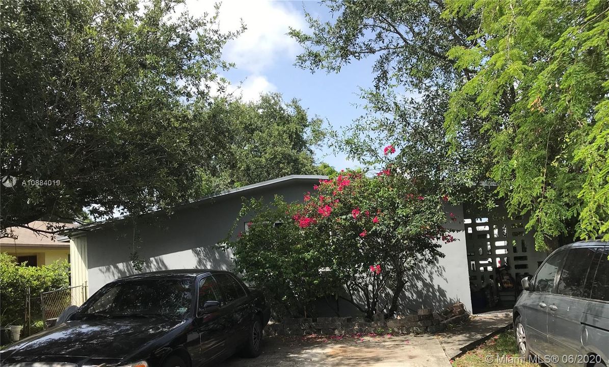 Recently Sold: $150,000 (2 beds, 1 baths, 880 Square Feet)