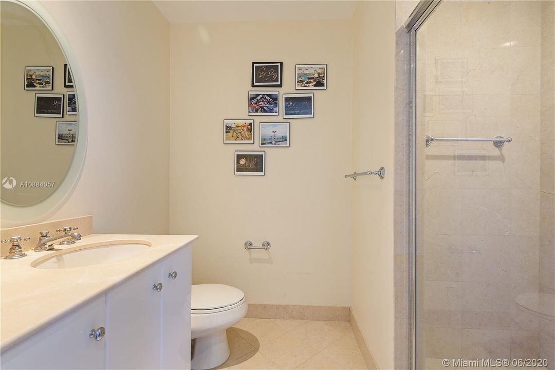 Recently Sold: $2,495,000 (2 beds, 2 baths, 1591 Square Feet)
