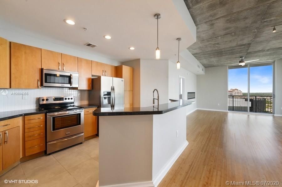 Recently Sold: $424,990 (2 beds, 2 baths, 1278 Square Feet)