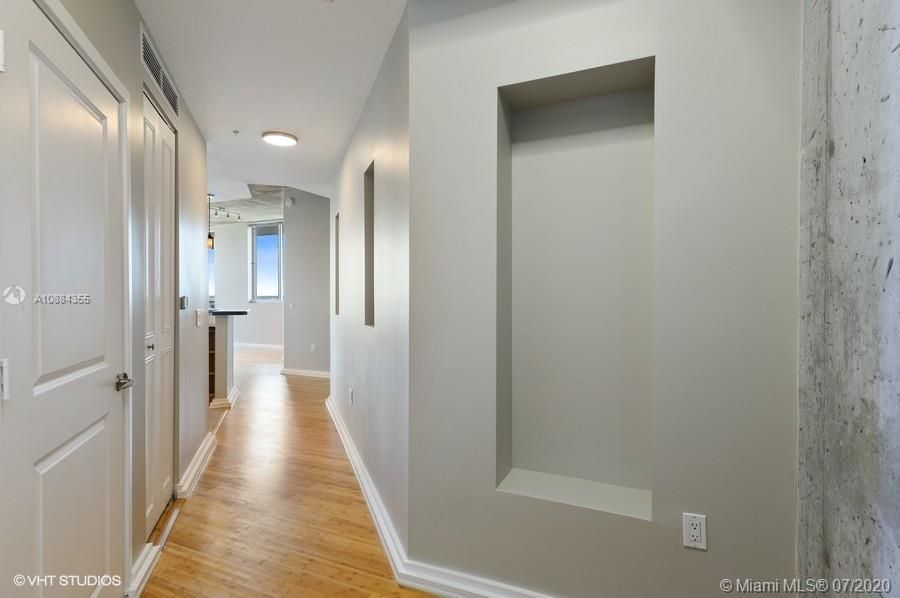 Recently Sold: $424,990 (2 beds, 2 baths, 1278 Square Feet)