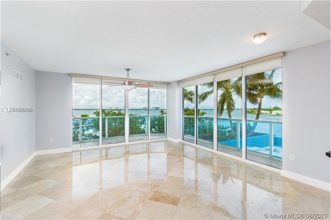Recently Rented: $2,400 (2 beds, 2 baths, 1413 Square Feet)