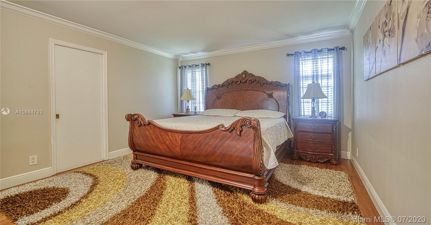 Master Bedroom - 1