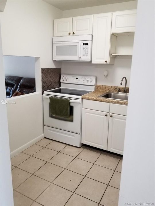 Recently Sold: $44,900 (1 beds, 1 baths, 590 Square Feet)