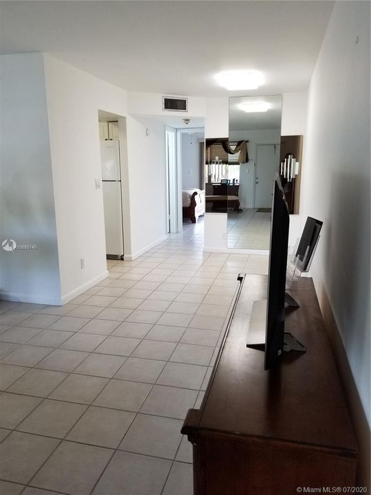 Vendido Recientemente: $44,900 (1 camas, 1 baños, 590 Pies cuadrados)