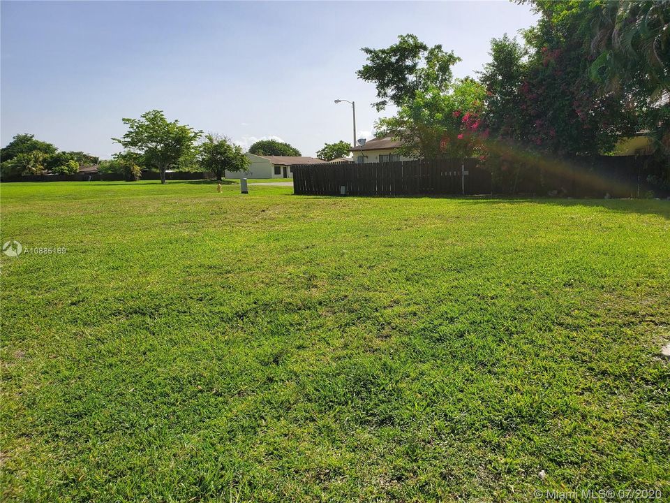 Недавно продано: $65,000 (0.11 acres)