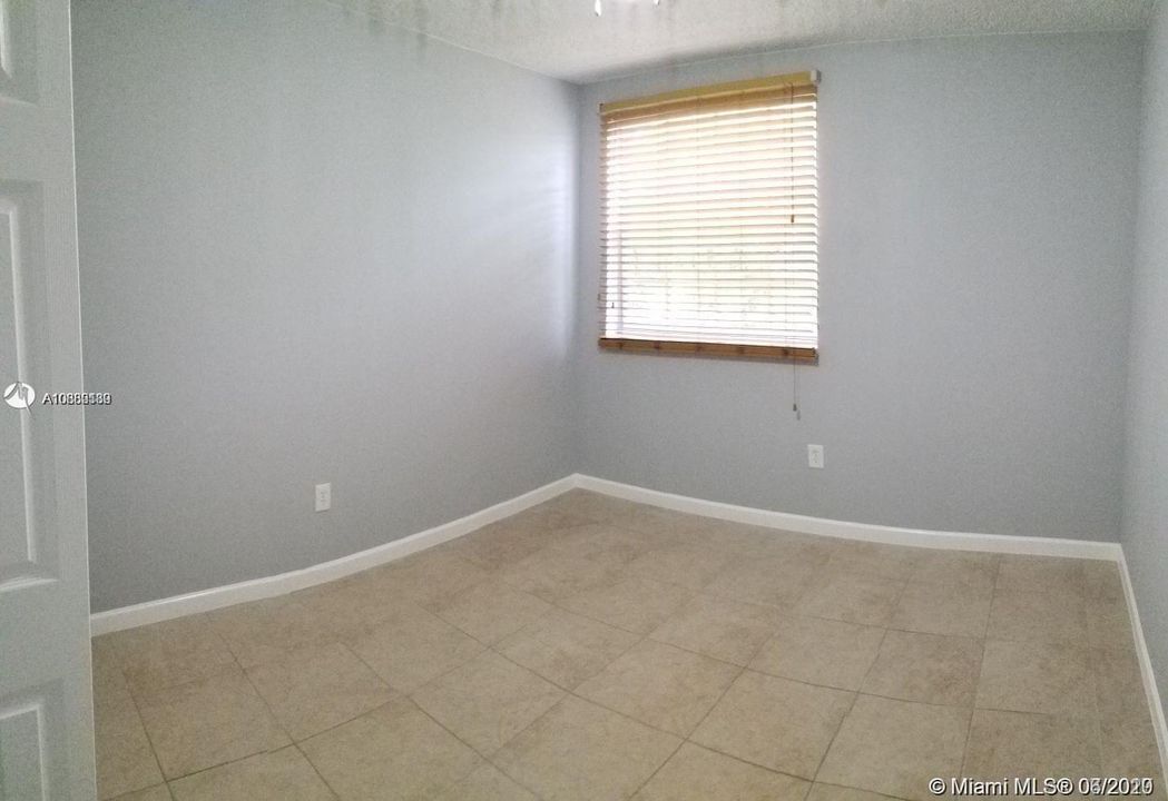 Recently Rented: $1,600 (2 beds, 2 baths, 1067 Square Feet)