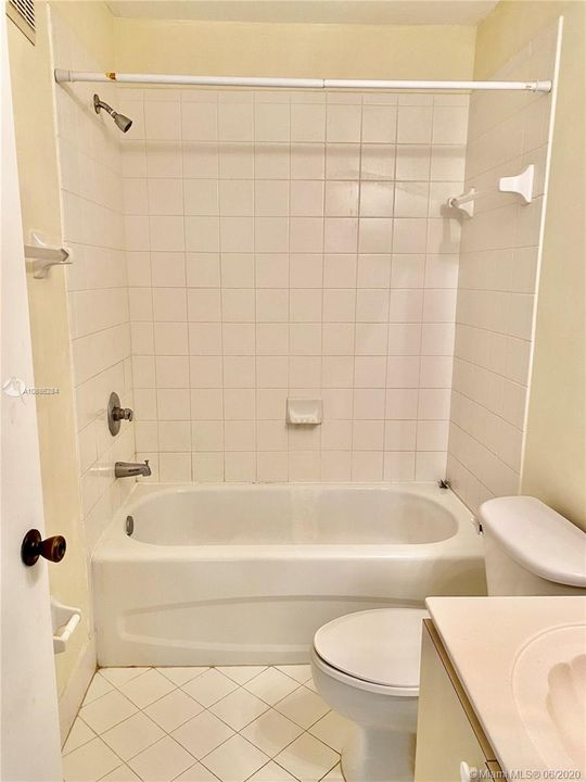 Недавно арендовано: $1,200 (2 спален, 2 ванн, 815 Квадратных фут)