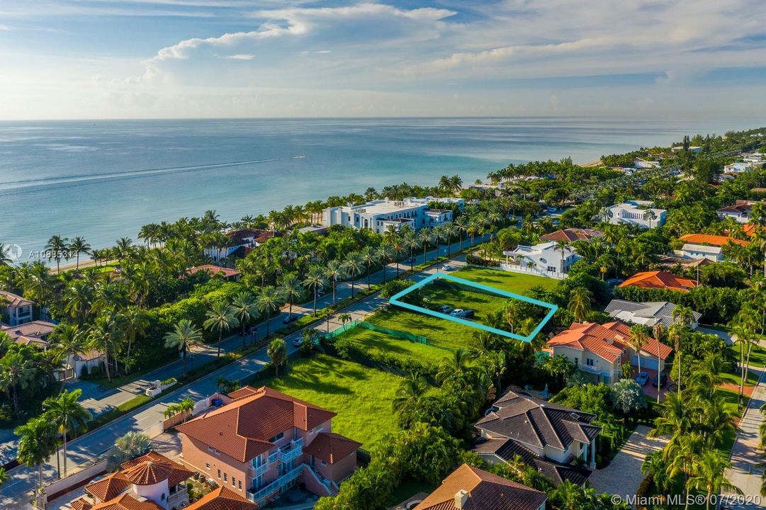 Недавно продано: $1,195,000 (0.25 acres)