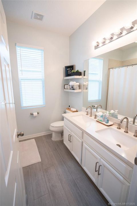 Recently Sold: $295,000 (4 beds, 2 baths, 2013 Square Feet)