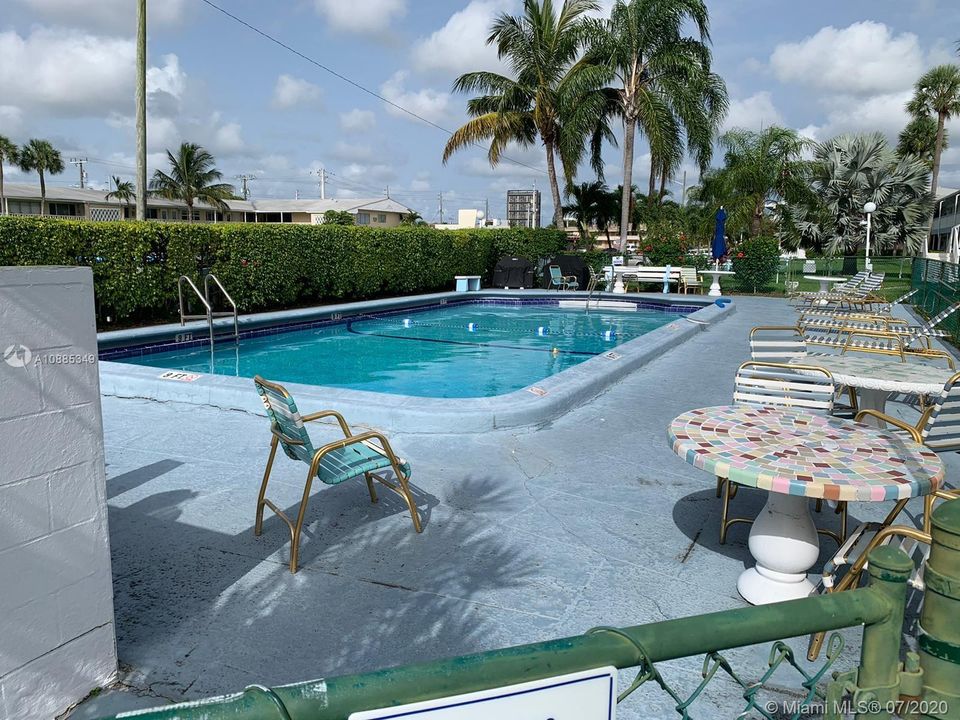 Recently Sold: $70,000 (1 beds, 1 baths, 600 Square Feet)