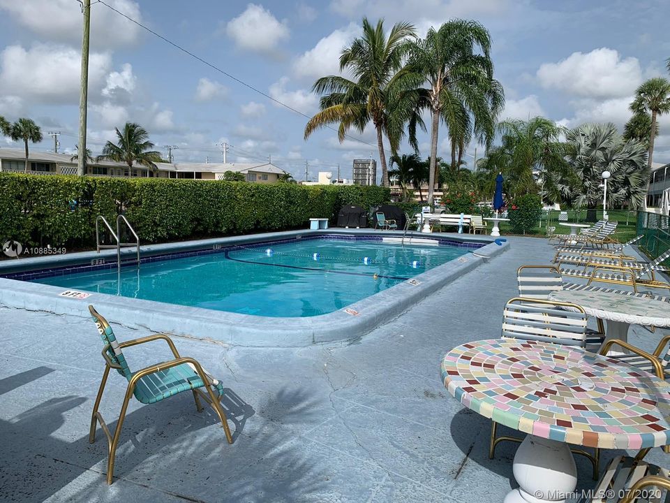 Recently Sold: $70,000 (1 beds, 1 baths, 600 Square Feet)