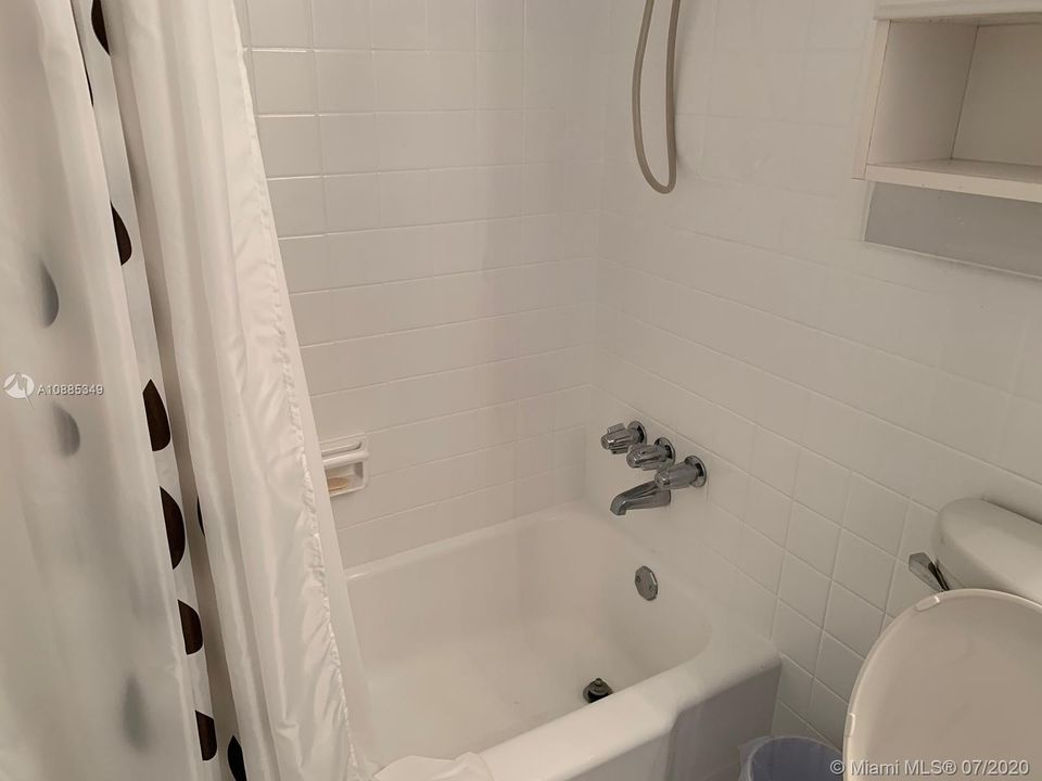 Recently Sold: $70,000 (1 beds, 1 baths, 600 Square Feet)