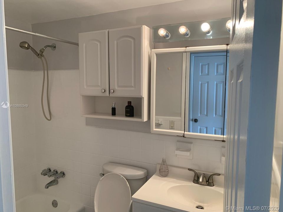 Recently Sold: $70,000 (1 beds, 1 baths, 600 Square Feet)