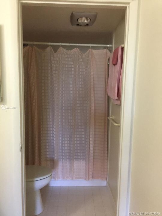 Recently Sold: $139,500 (1 beds, 1 baths, 895 Square Feet)