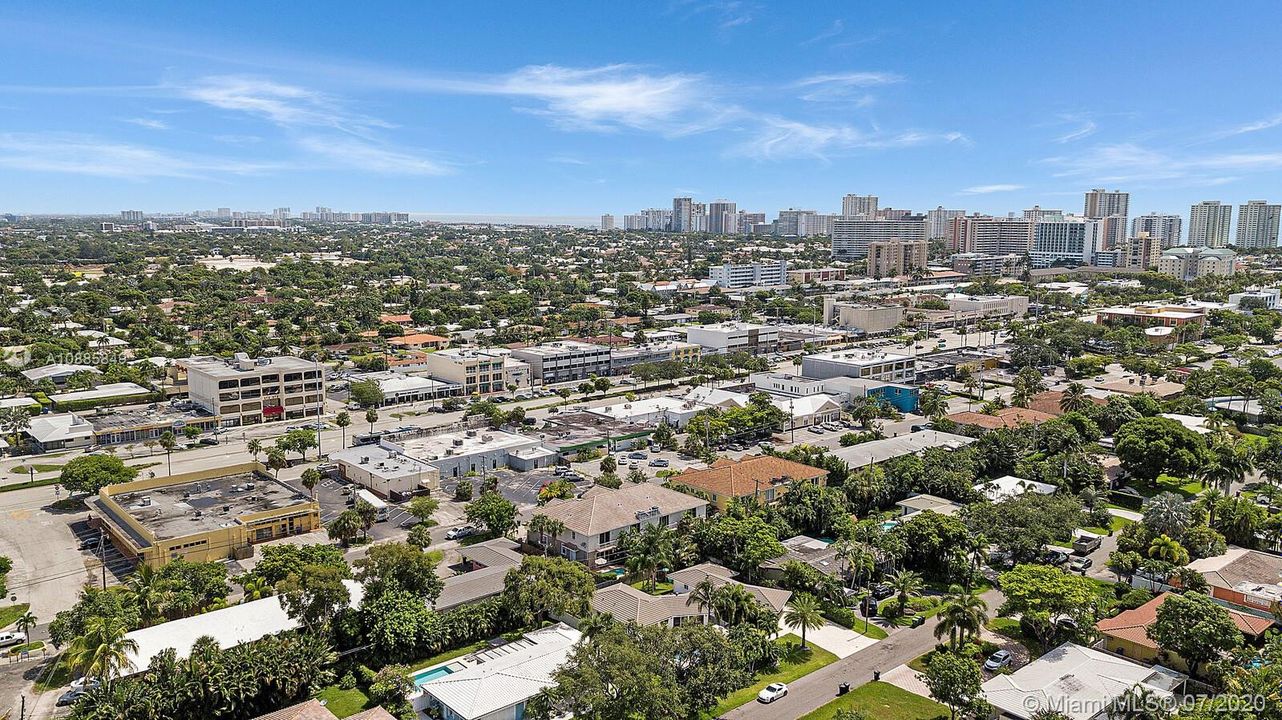Recently Sold: $1,299,000 (4 beds, 3 baths, 2330 Square Feet)