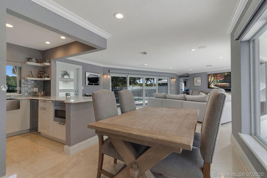 Recently Sold: $1,299,000 (4 beds, 3 baths, 2330 Square Feet)