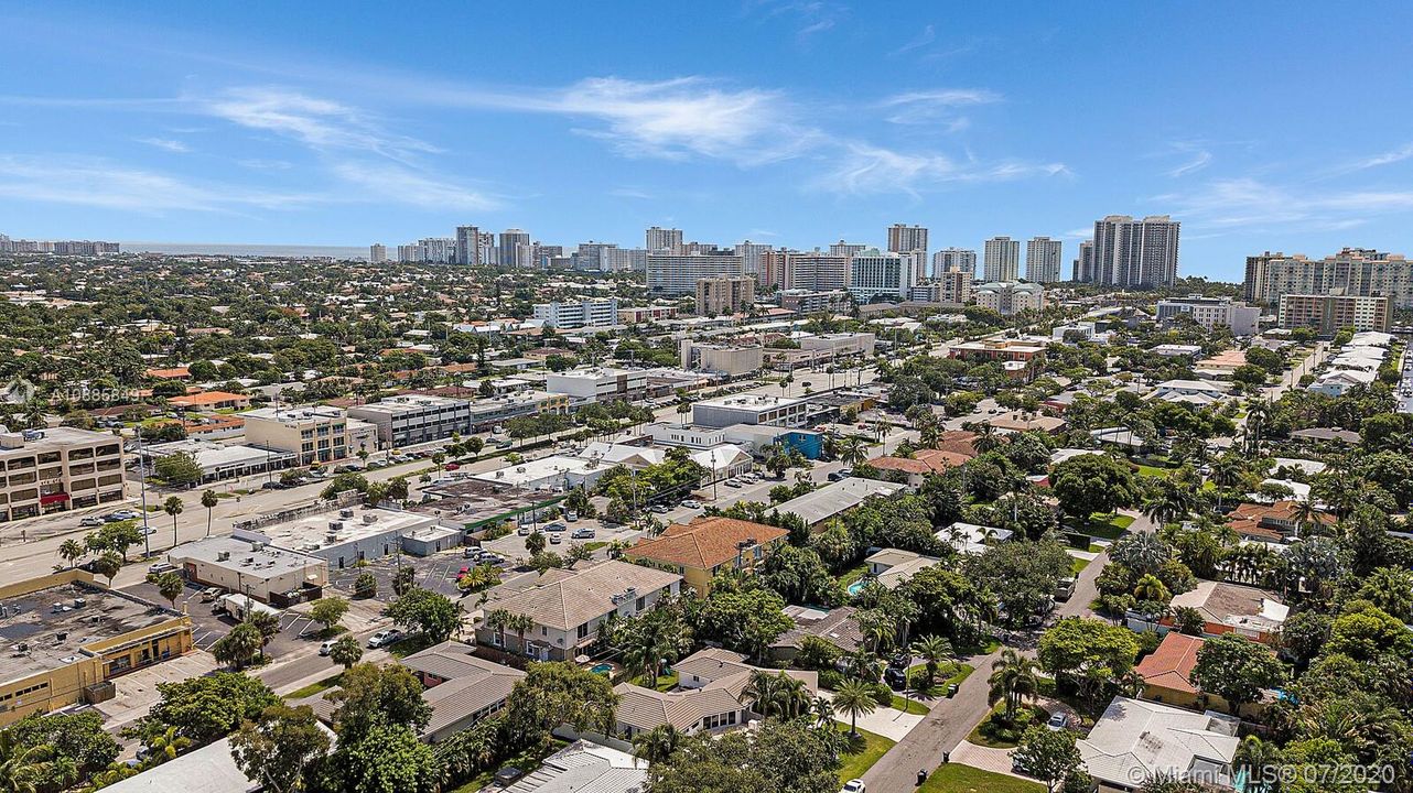 Recently Sold: $1,299,000 (4 beds, 3 baths, 2330 Square Feet)