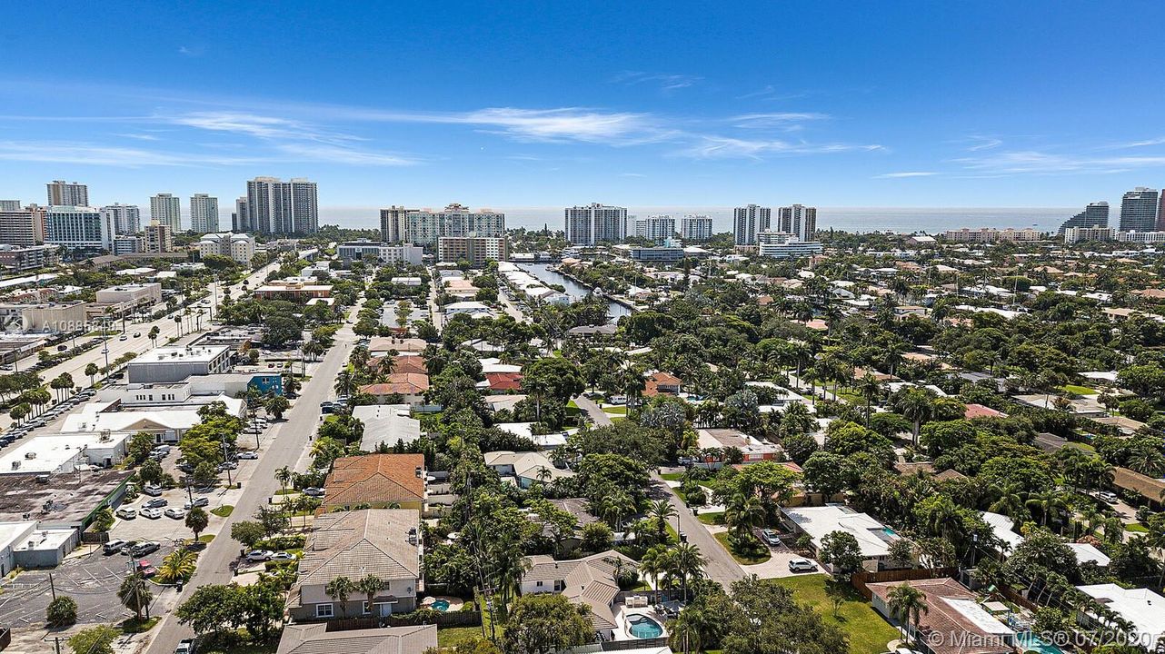 Recently Sold: $1,299,000 (4 beds, 3 baths, 2330 Square Feet)