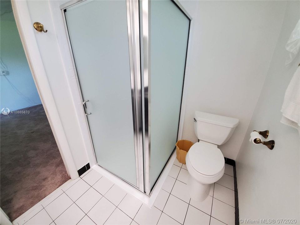 Недавно продано: $365,000 (3 спален, 2 ванн, 1648 Квадратных фут)