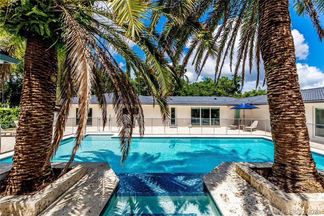 Recently Rented: $14,500 (6 beds, 6 baths, 3868 Square Feet)