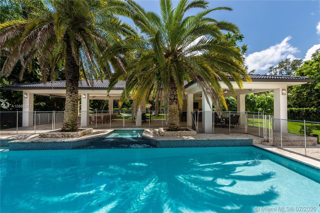 Recently Rented: $14,500 (6 beds, 6 baths, 3868 Square Feet)
