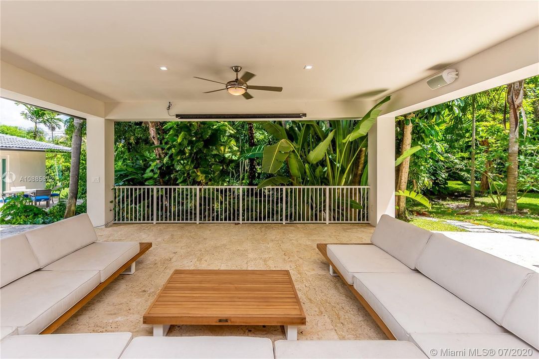 Recently Rented: $14,500 (6 beds, 6 baths, 3868 Square Feet)