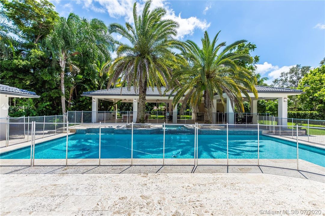 Recently Rented: $14,500 (6 beds, 6 baths, 3868 Square Feet)