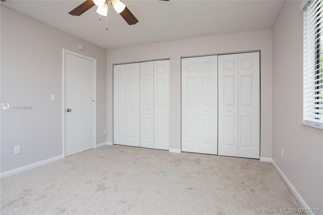 Recently Sold: $152,900 (2 beds, 2 baths, 1208 Square Feet)