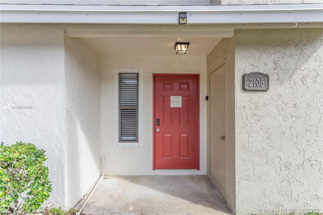 Recently Sold: $152,900 (2 beds, 2 baths, 1208 Square Feet)
