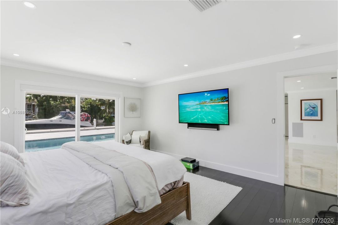 Vendido Recientemente: $1,250,000 (3 camas, 2 baños, 2580 Pies cuadrados)