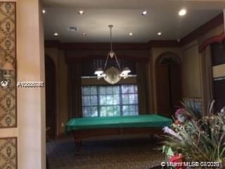 最近售出: $145,000 (1 贝兹, 1 浴室, 1000 平方英尺)