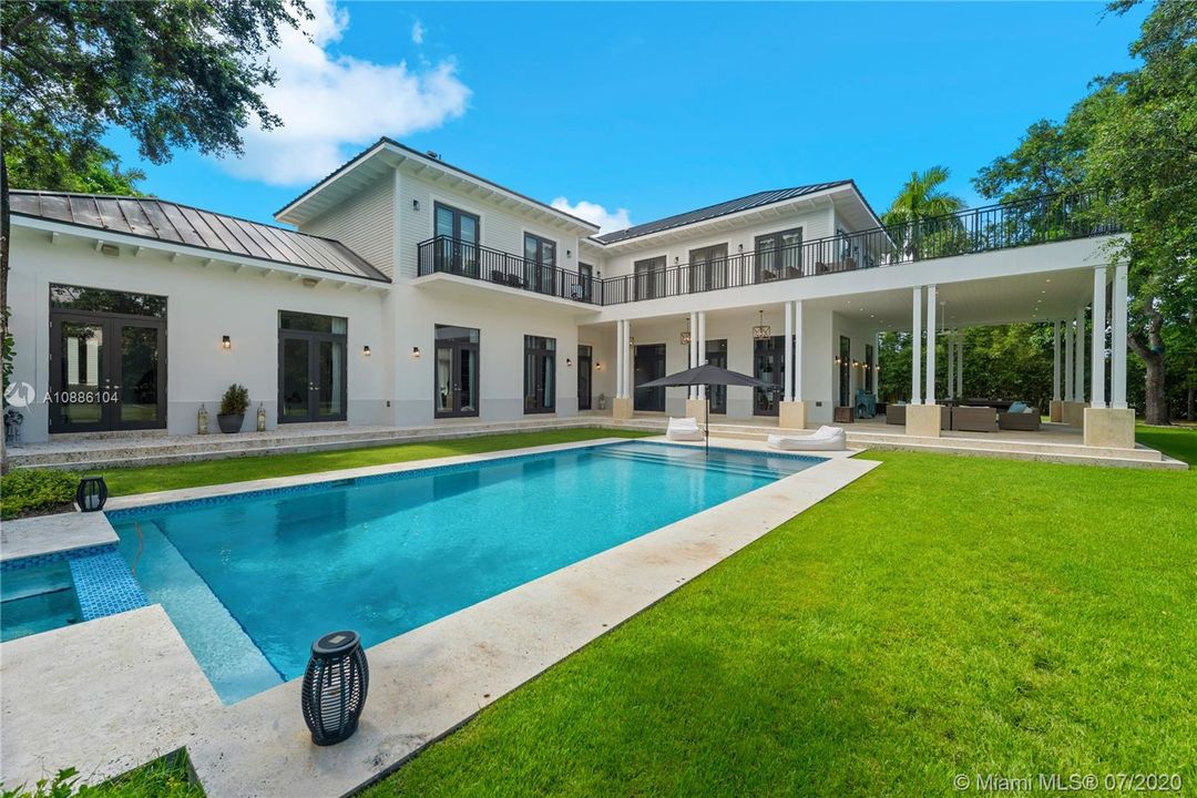 Недавно продано: $6,199,000 (7 спален, 7 ванн, 6169 Квадратных фут)