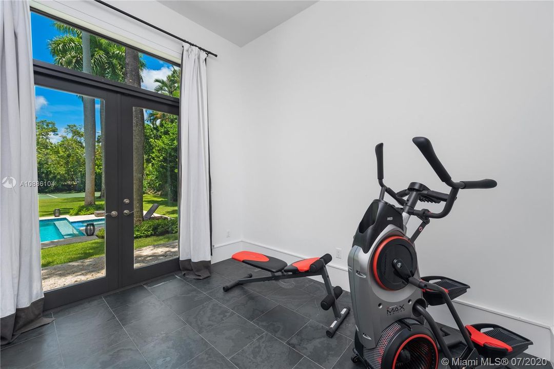 Недавно продано: $6,199,000 (7 спален, 7 ванн, 6169 Квадратных фут)